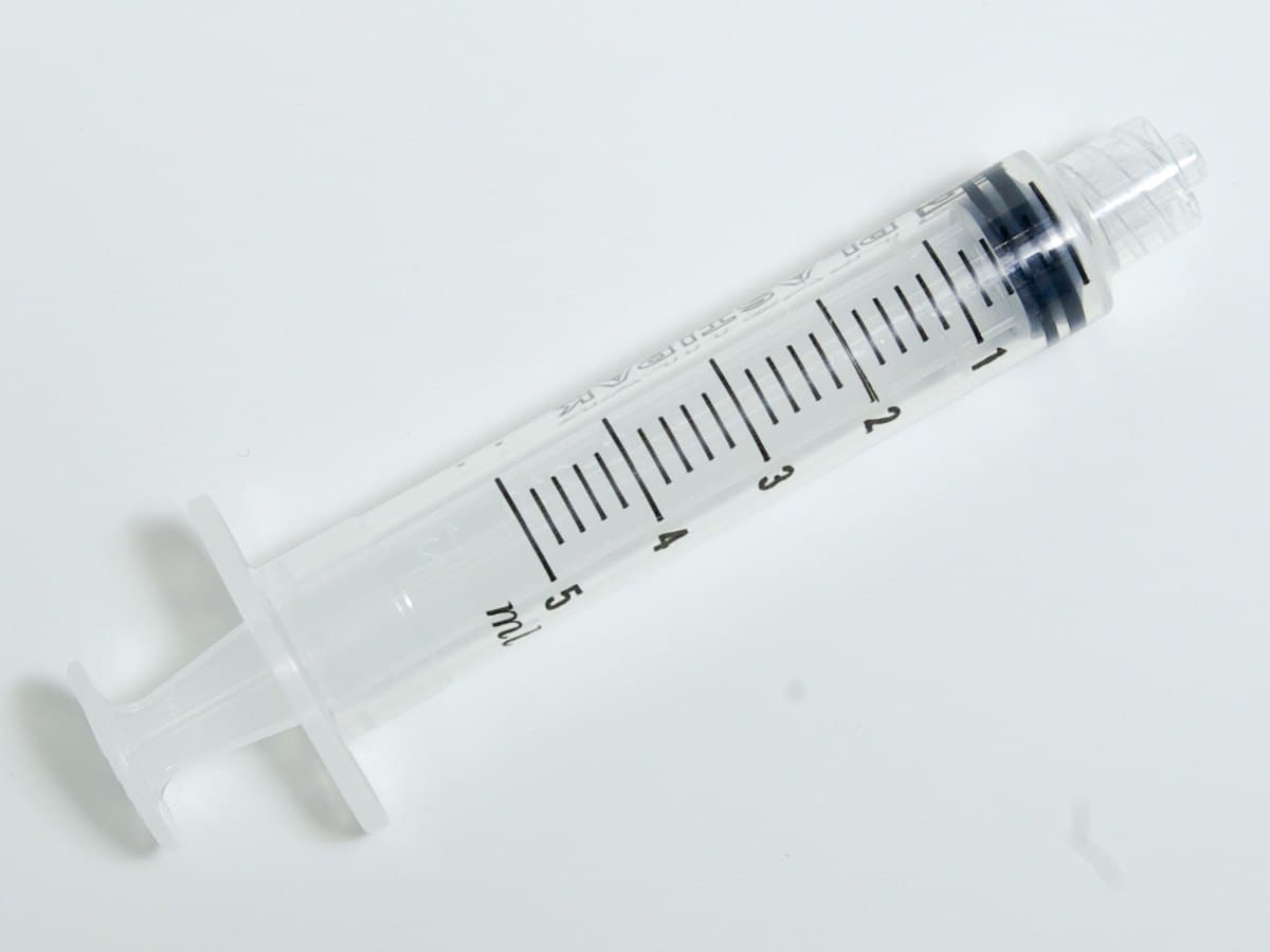 Jeringa descartable 5 ml
